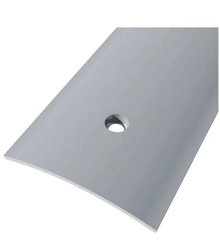 Barre de seuil percée